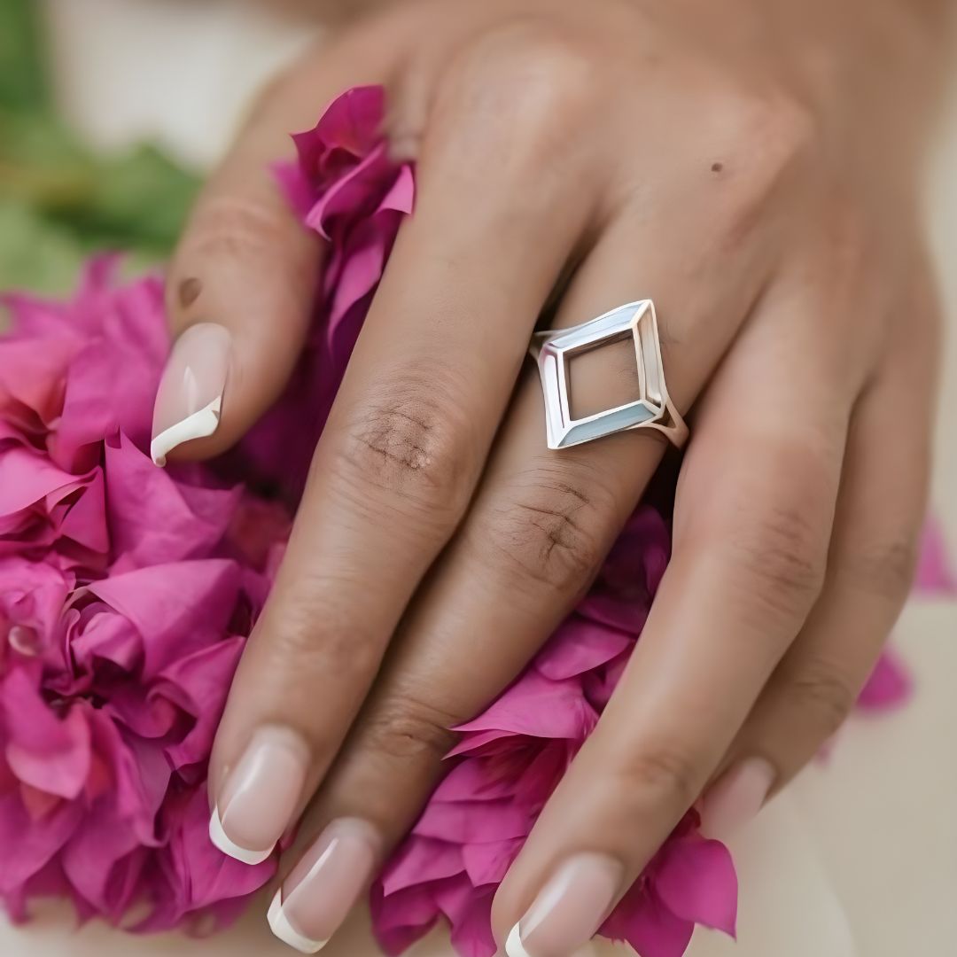 Mother-of-Pearl-silver-finger-Ring.jpg