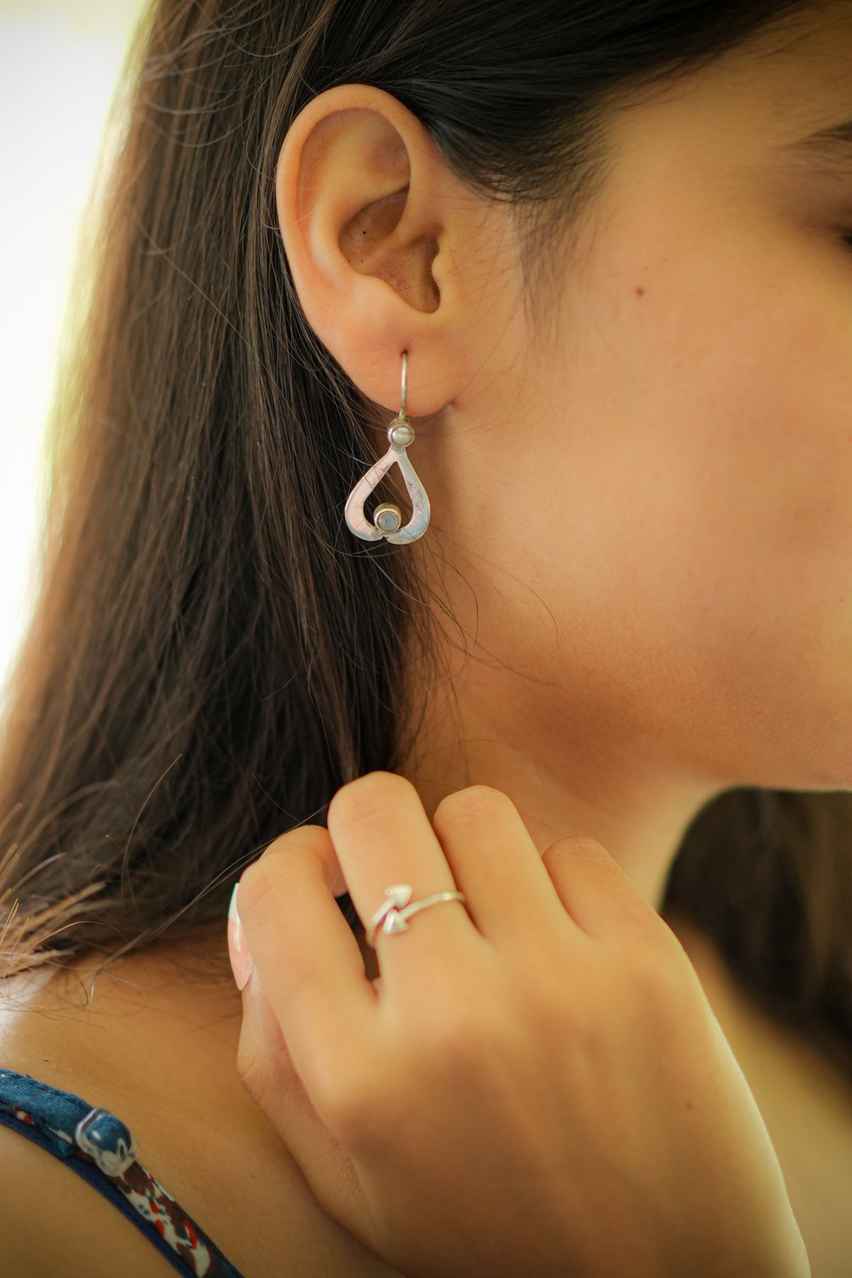 Silver Leaf shape stone and Pearl Earrings