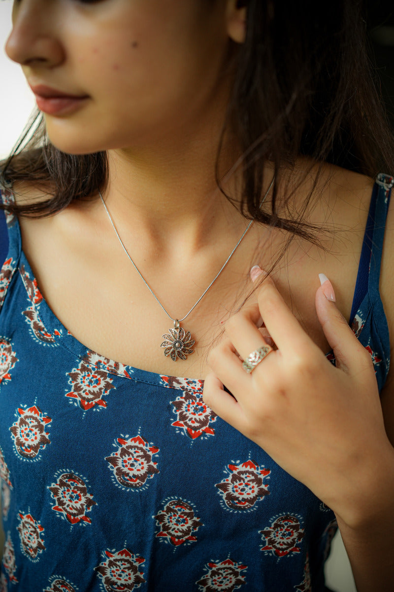 Silver Filigree Flower Pendant