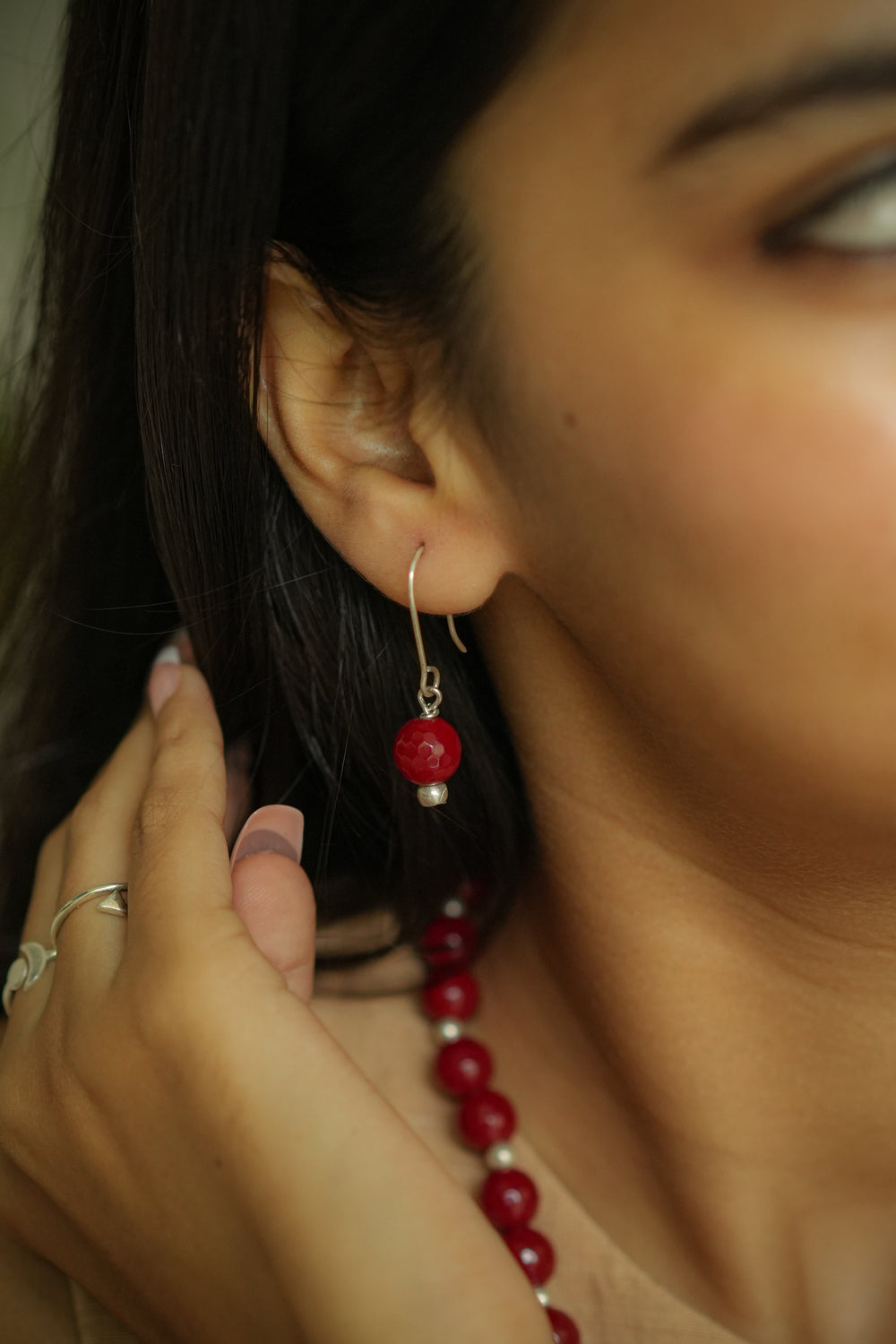 Dark Red Onyx Beads Neckpiece with Silver Accents & Matching Silver Earrings