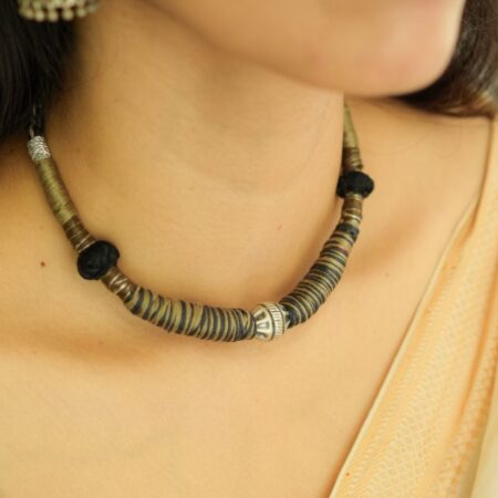 Thread Hasli with Silver Pendant